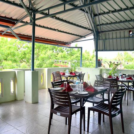 Serenity Sands Beach Resort Pondicherry Esterno foto