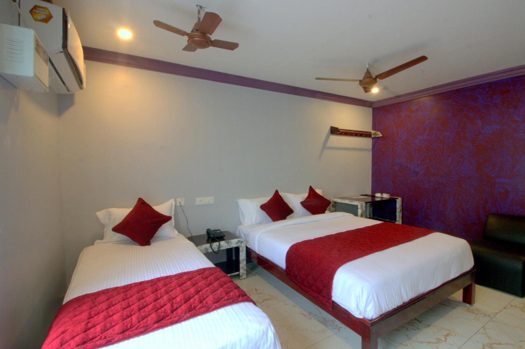 Serenity Sands Beach Resort Pondicherry Esterno foto